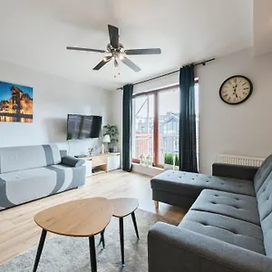  Apartment Dom & House - Waterlane Island